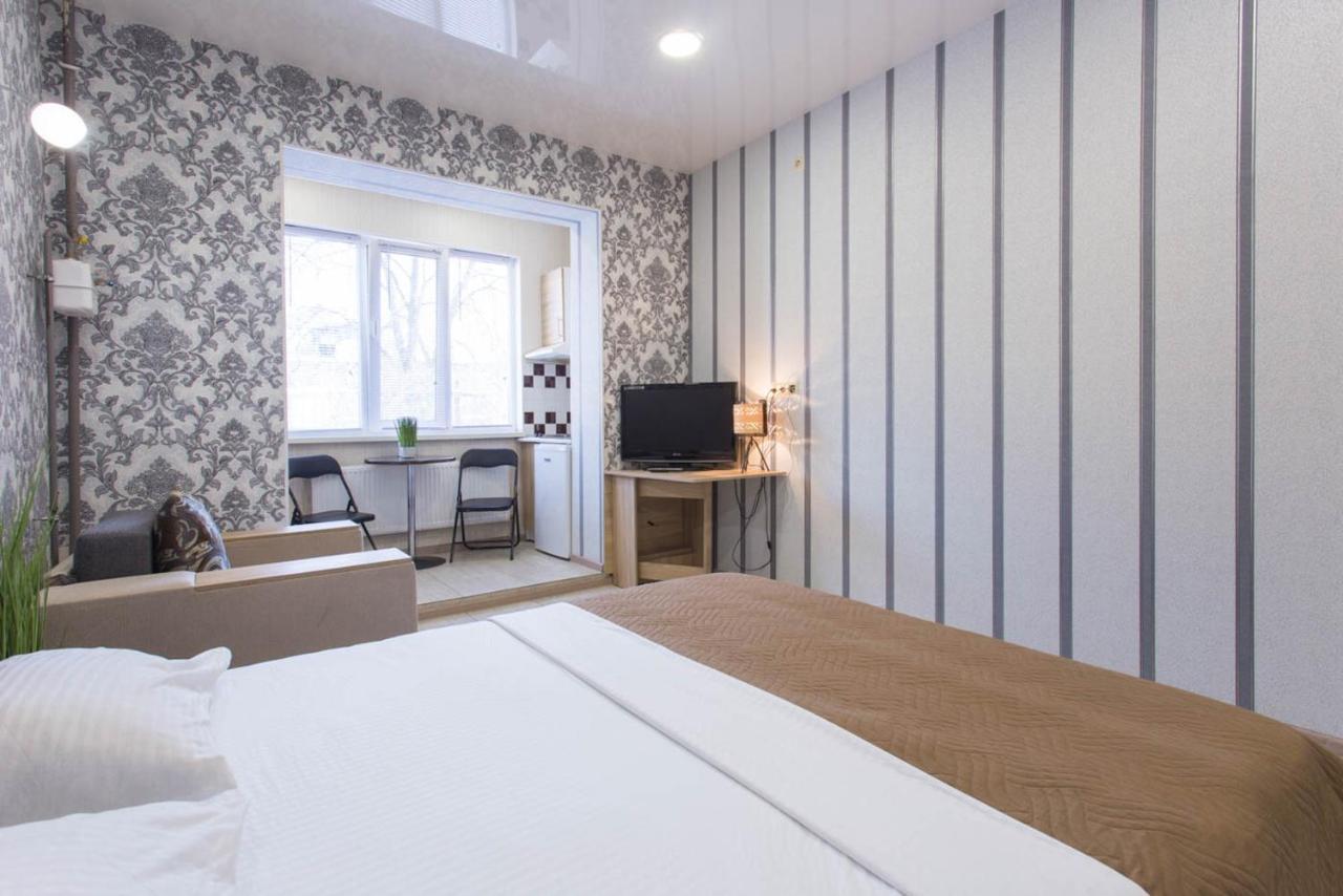 Well Located Studio - Yaroslavska Str. 21 Appartement Charkov Buitenkant foto
