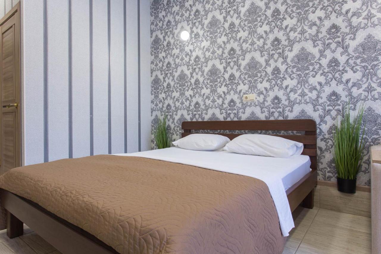 Well Located Studio - Yaroslavska Str. 21 Appartement Charkov Buitenkant foto