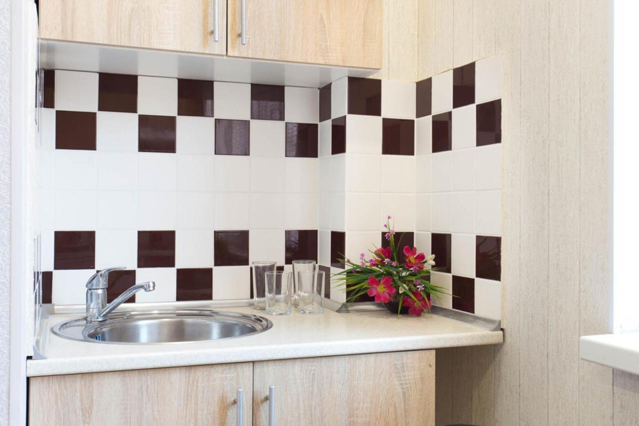 Well Located Studio - Yaroslavska Str. 21 Appartement Charkov Buitenkant foto