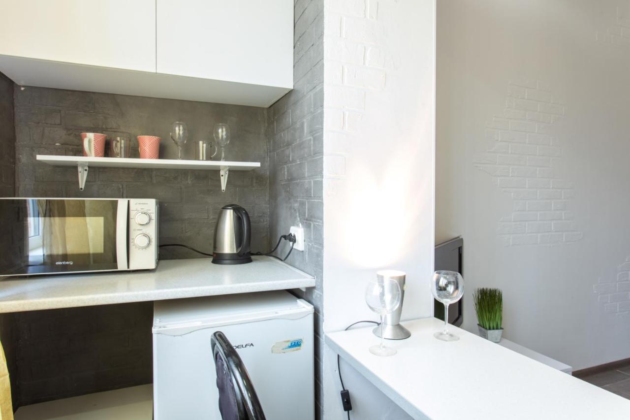 Well Located Studio - Yaroslavska Str. 21 Appartement Charkov Buitenkant foto
